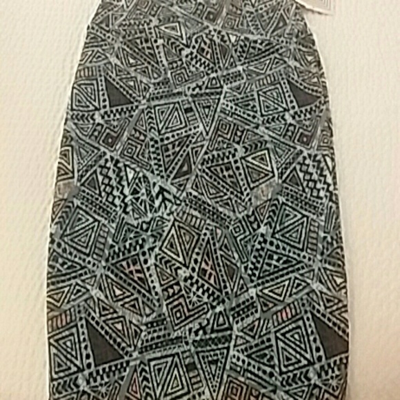 LuLaRoe Dresses & Skirts - M Lularoe Cassie pencil skirt